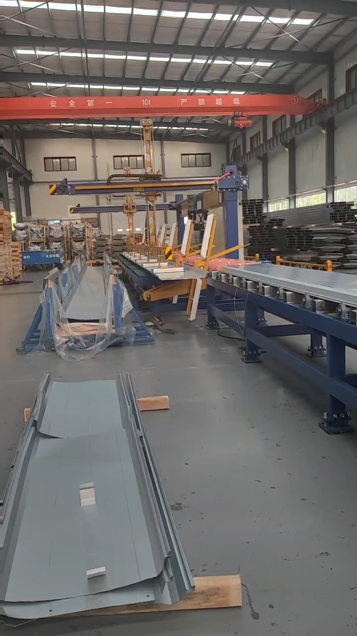 Single board packing and custom palletizing machine